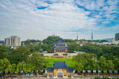 “黑科技”智慧井盖上新，中山纪念堂大草坪助力科学节水